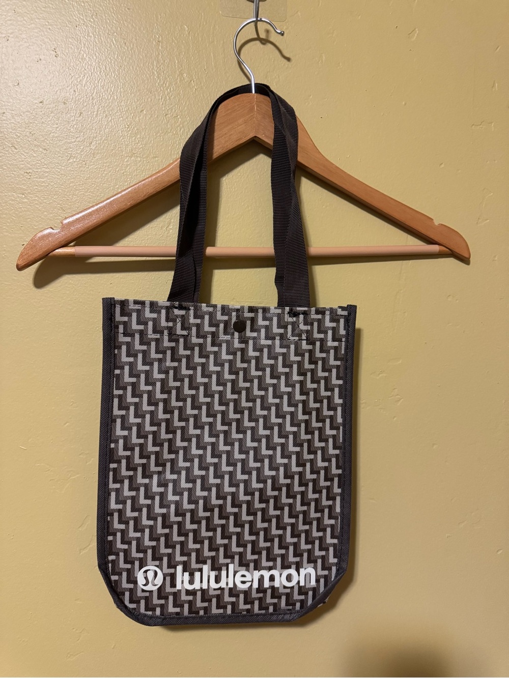 lululemon Black and White Patterned Tote Messenger Bag